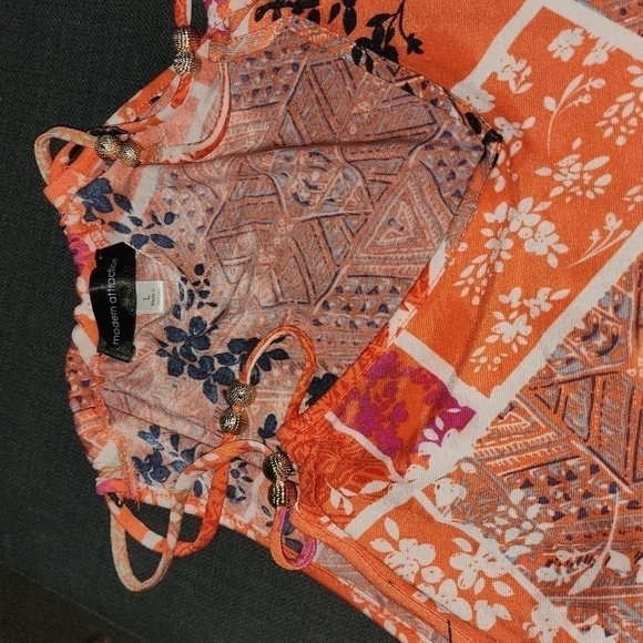 Beautiful Spaghetti Strap Top - Picture 7 of 7